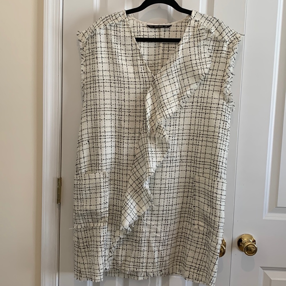 Black and white Zara dress